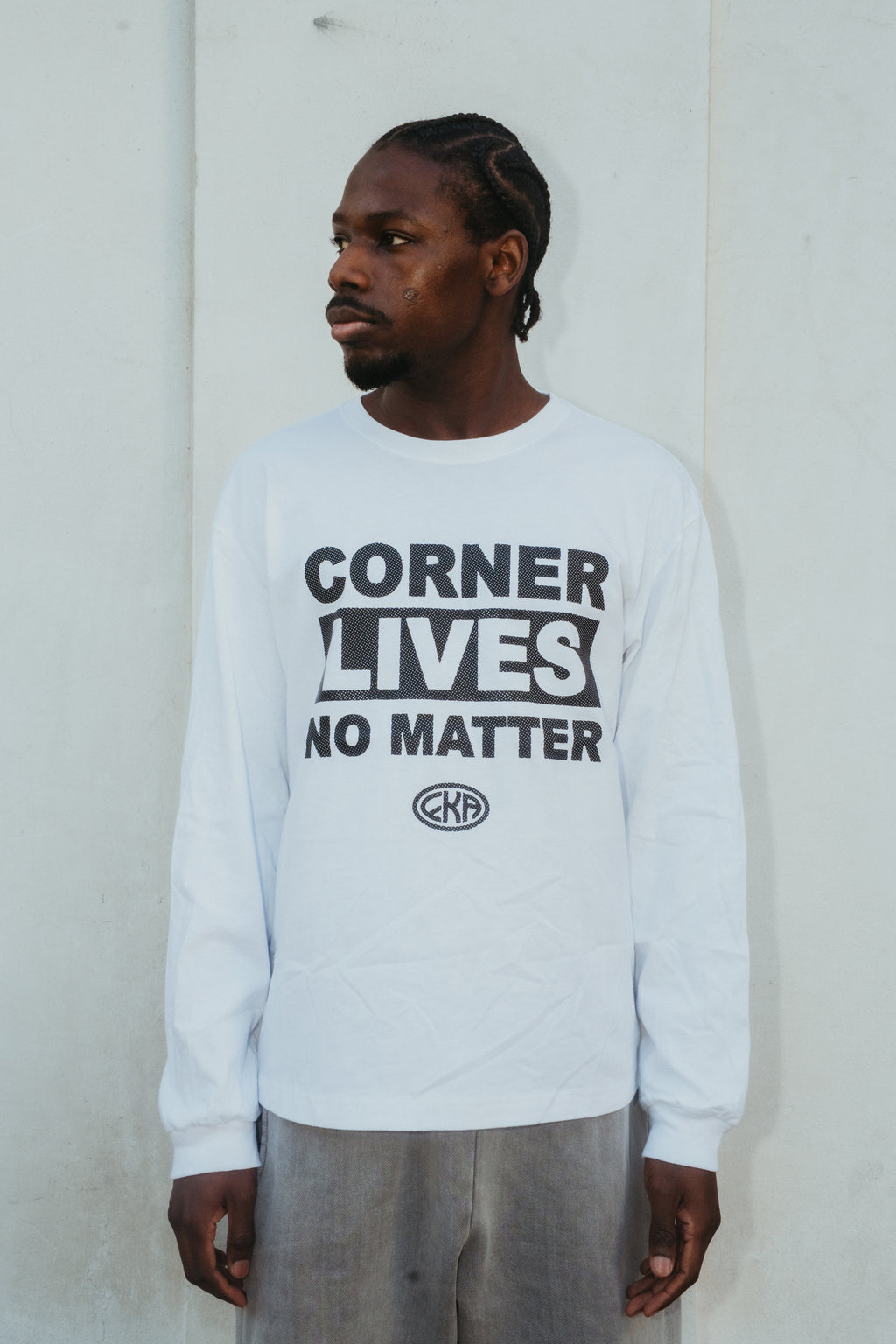 T-shirt à manches longues BLANC "CORNER LIVES NO MATTER"