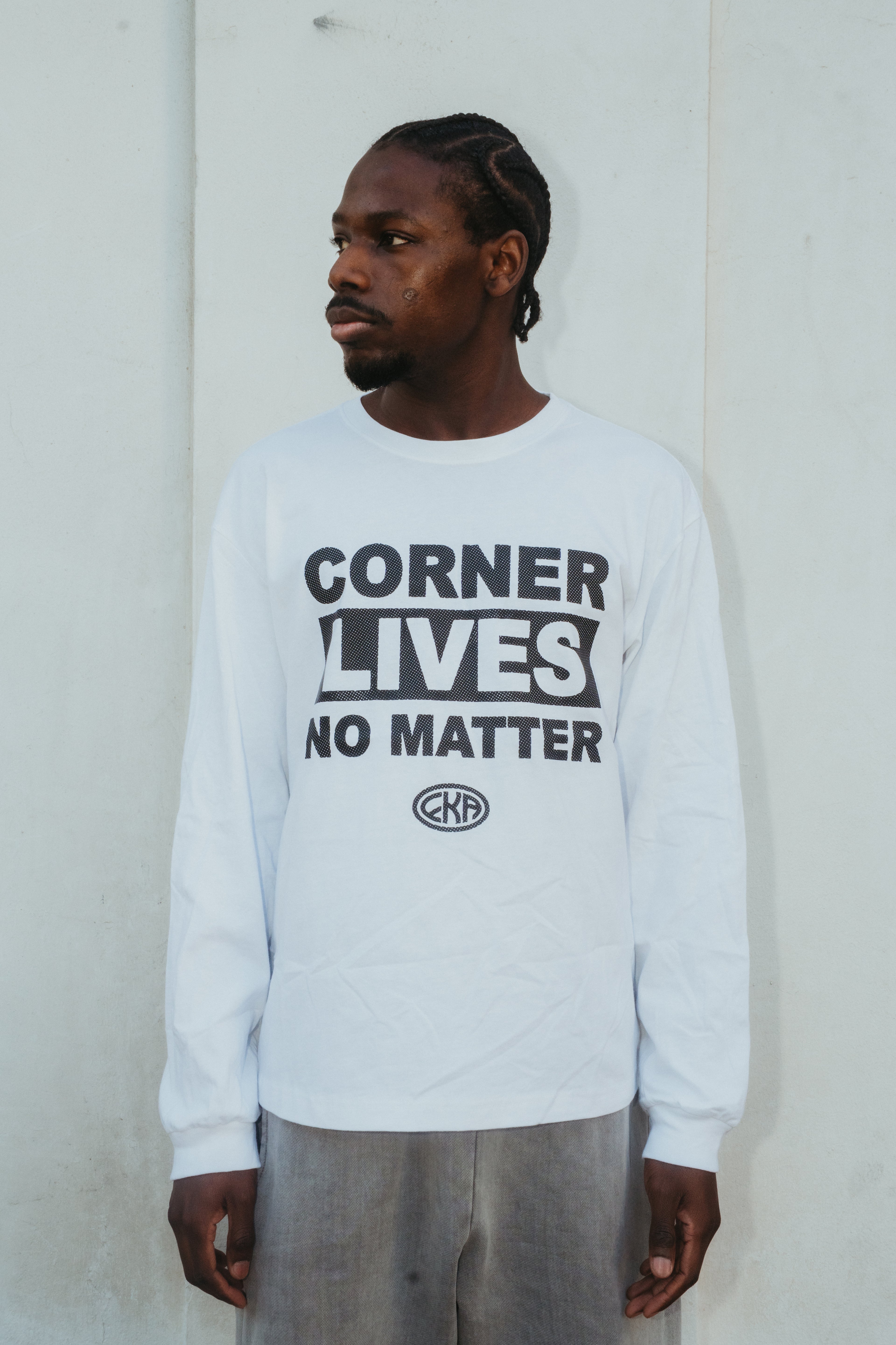 T-shirt à manches longues BLANC "CORNER LIVES NO MATTER"